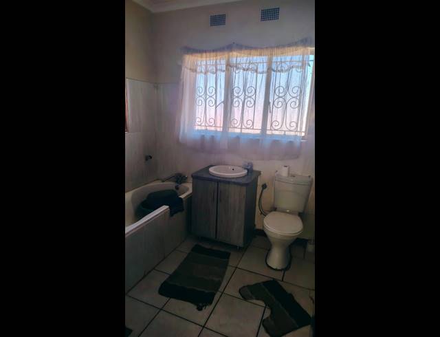 3 BEDROOM HOUSE FOR SALE IN SASOLBURG EXT 1